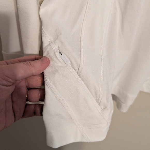 Athleta Pacifica Illume UPF Fitted Top - NWT! - Picture 6 of 7